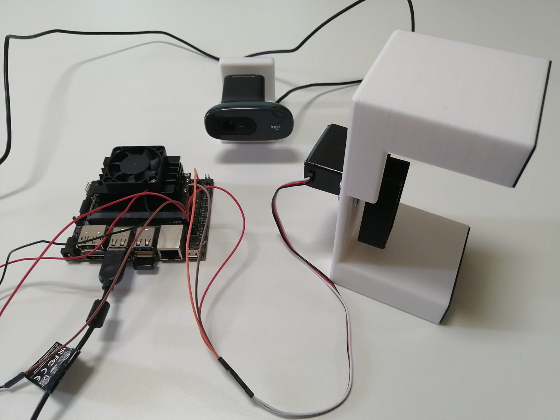 AIで顔認証スマートロック！ – 作成編 – | Tech Life Hacking